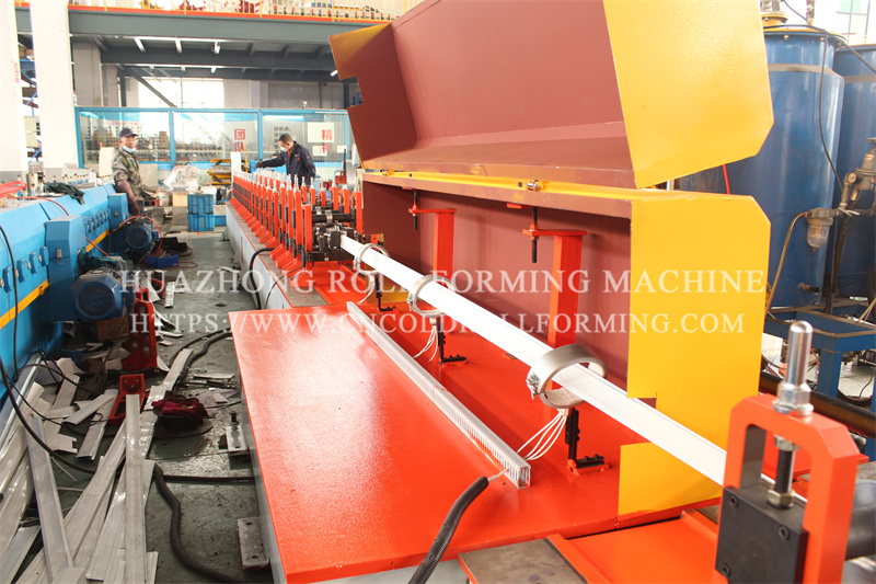 55MM ROLLER SHUTTER SLAT ROLL FORMING MACHINE WITH MECHANCIAL PUNCHING