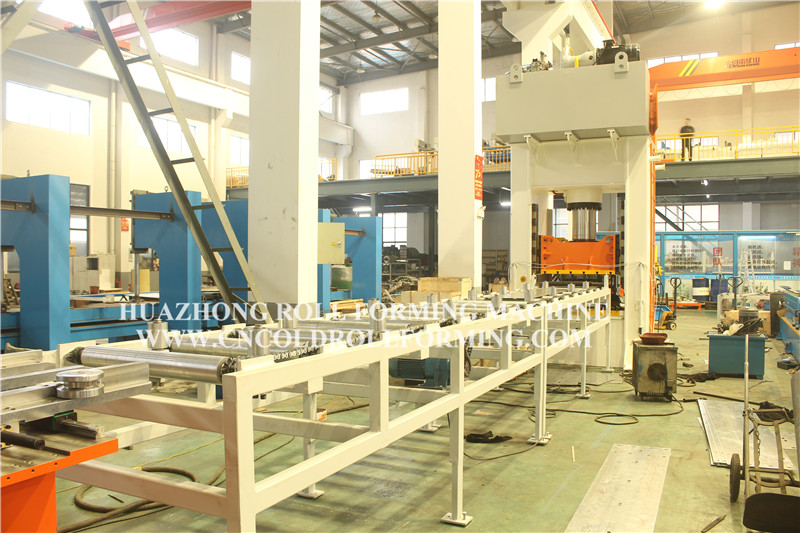 TWO WAVE GUARD RAILS ROLL FORMING MACHINE