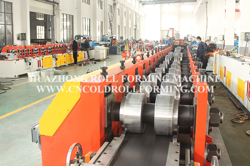 ANGLE PLATE ROLL FORMING MACHINE