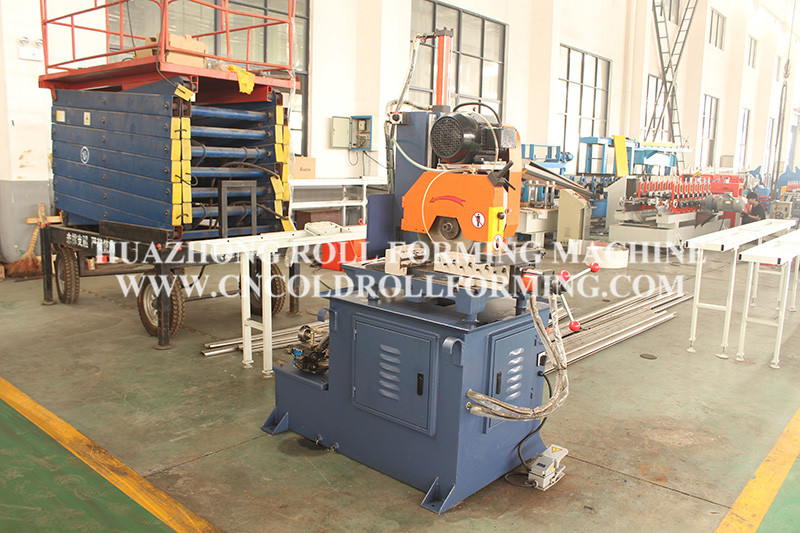 STAINLESS TRACK ROLL FORMING MACHINE