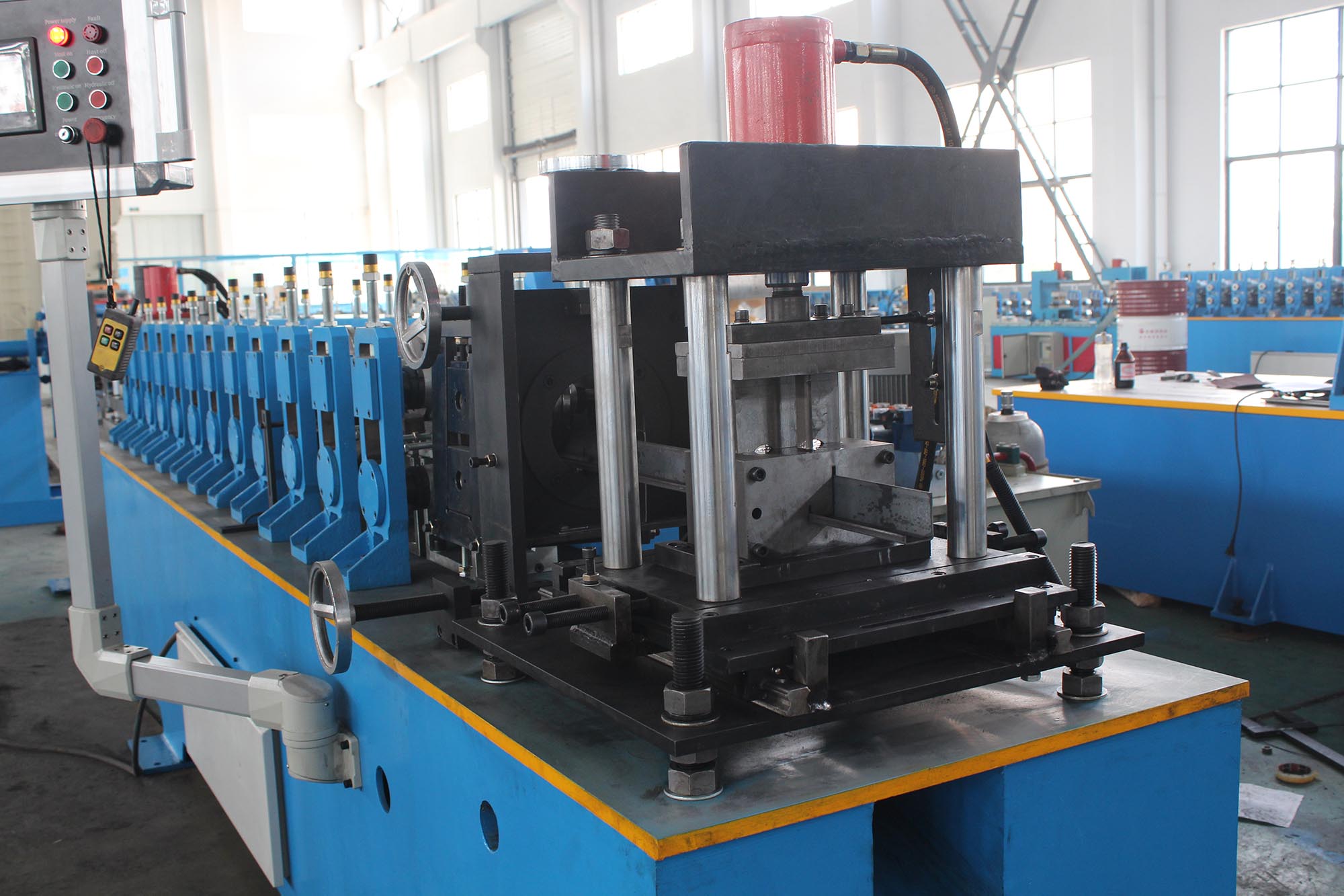 SOLAR POST ROLL FORMING MACHINE